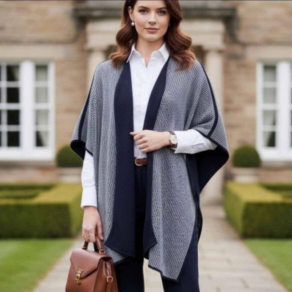 NWT BYLYSE M/L Old Money Houndstooth Academia Elevated Contemporary Knit Poncho